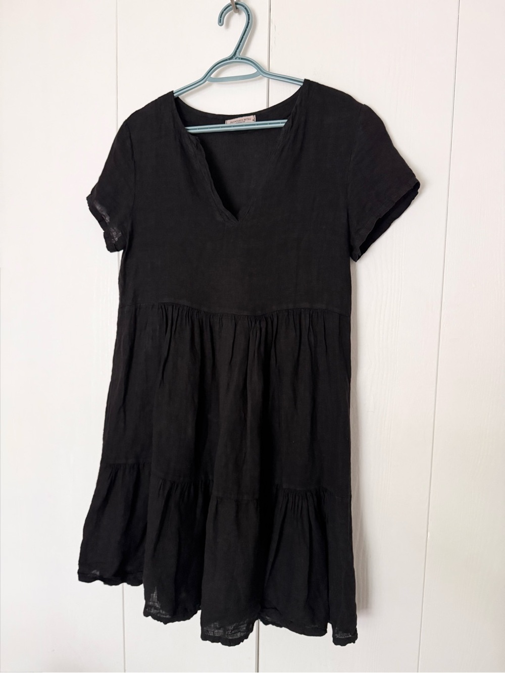 Linen Francesca Bettini Black Short Sleeve Tiered Dress